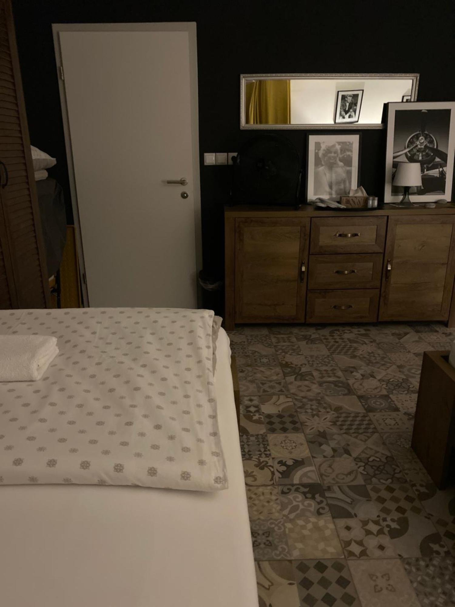 Rooms & Apartment Zala Airport Shuttle Option Cerklje na Gorenjskem Exterior foto